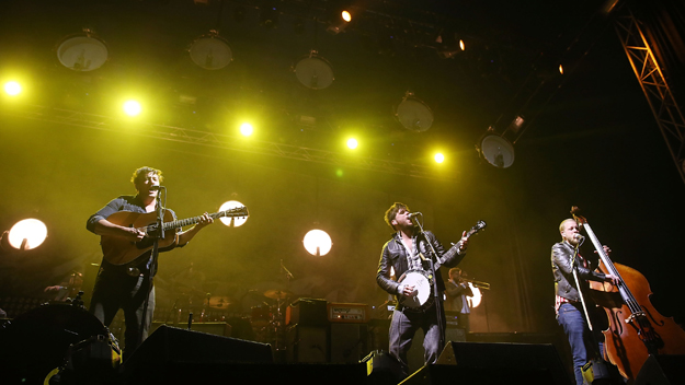 Mumford & Sons (Photo by Mark Metcalfe/Getty Images)