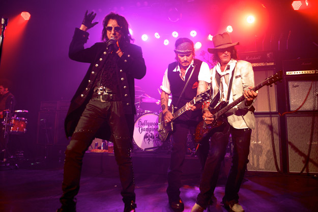 Hollywood Vampires Alice Cooper, Johnny Depp and Joe Perry performing