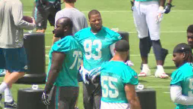 Defensive tackle Ndamukong Suh working with his teammates during the Miami Dolphins first OTA workout of 2015 (Source: CBS4)