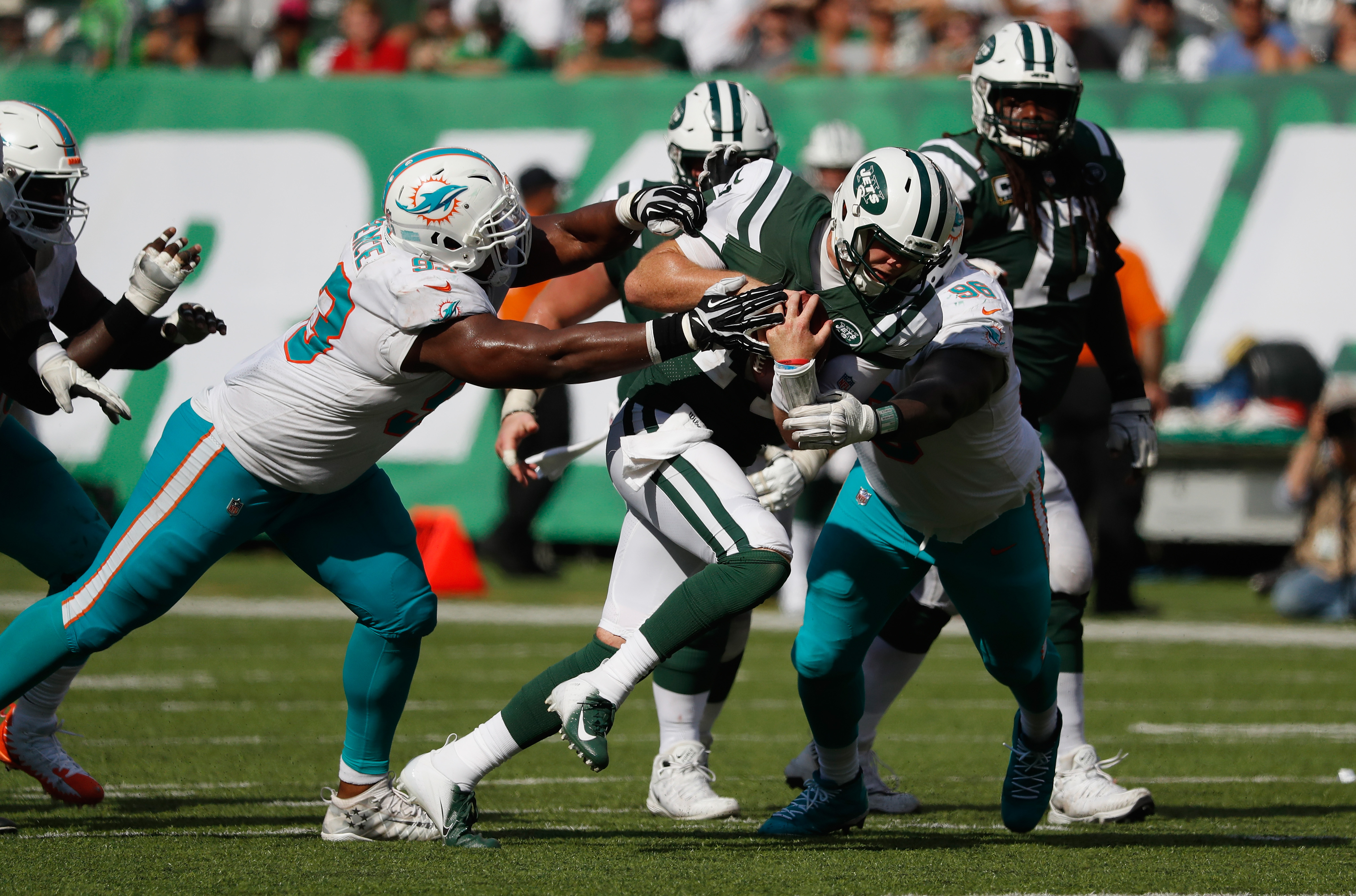 Dolphins Defense Showing No Signs Of Missing Ndamukong Suh – CBS Miami1500 x 991