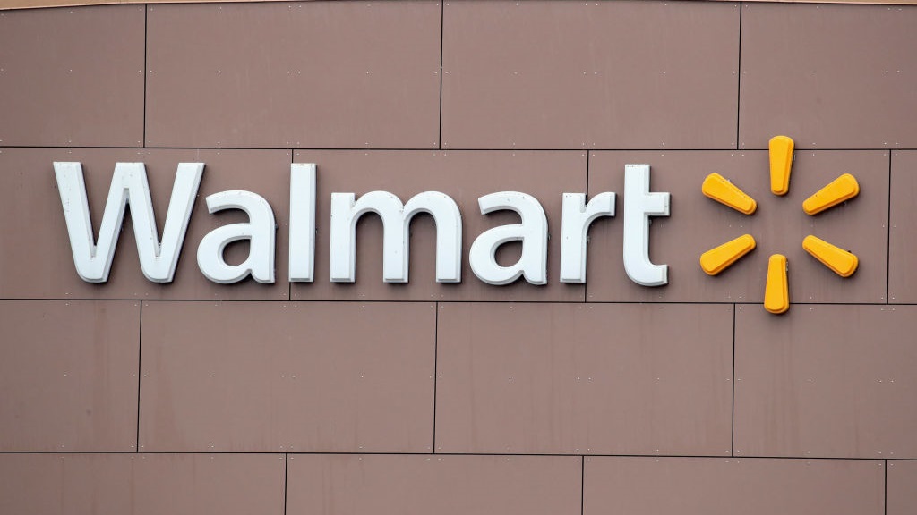Walmart Is Hiring 50,000 Workers Before May