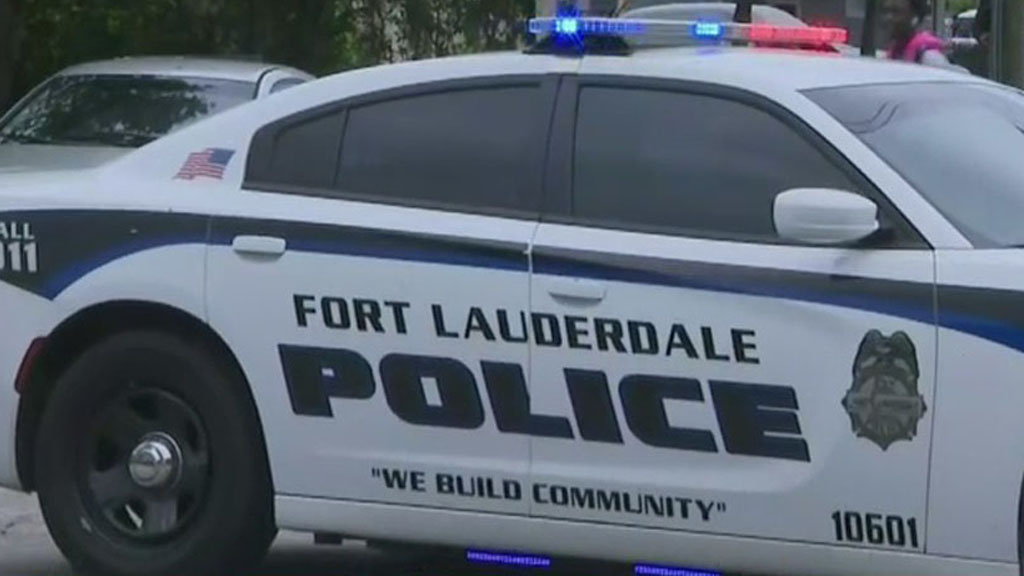 Fort Lauderdale Police: 2 Stabbed, 1 In Custody