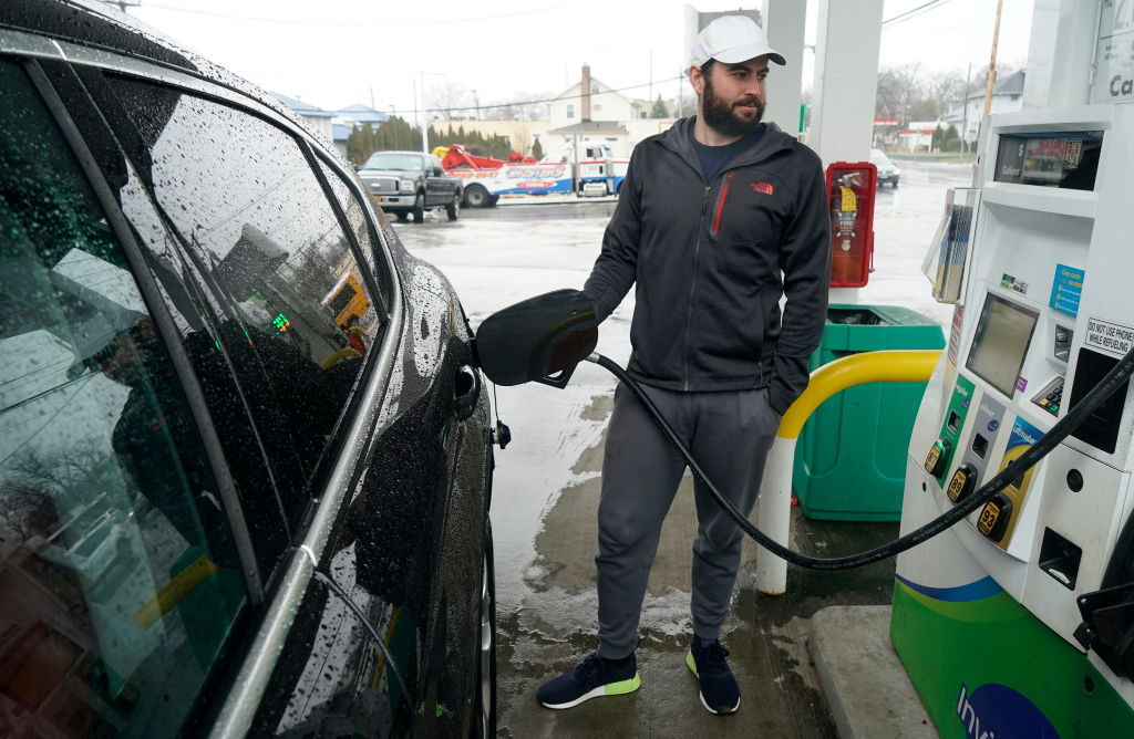 Here Are Some Money-Saving Tips You Can Follow To Avoid That Pain At The Pump