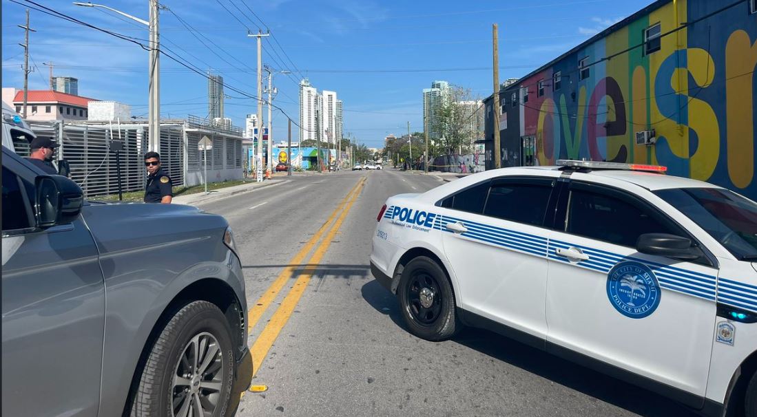 Parts Of NW 20th Street In Miami Closed Due To Bomb Squad Investigation