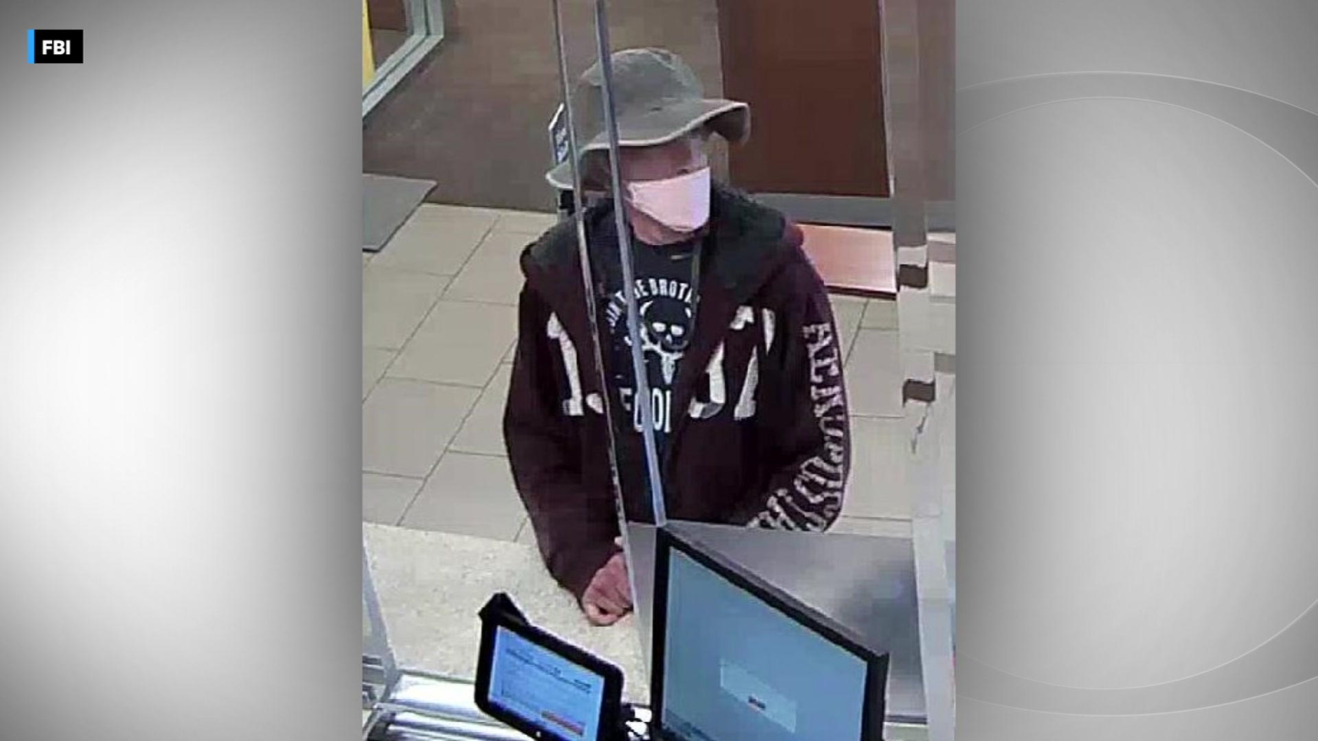Bucket Hat-Wearing Bank Robber Hits Up Fort Lauderdale Wells Fargo