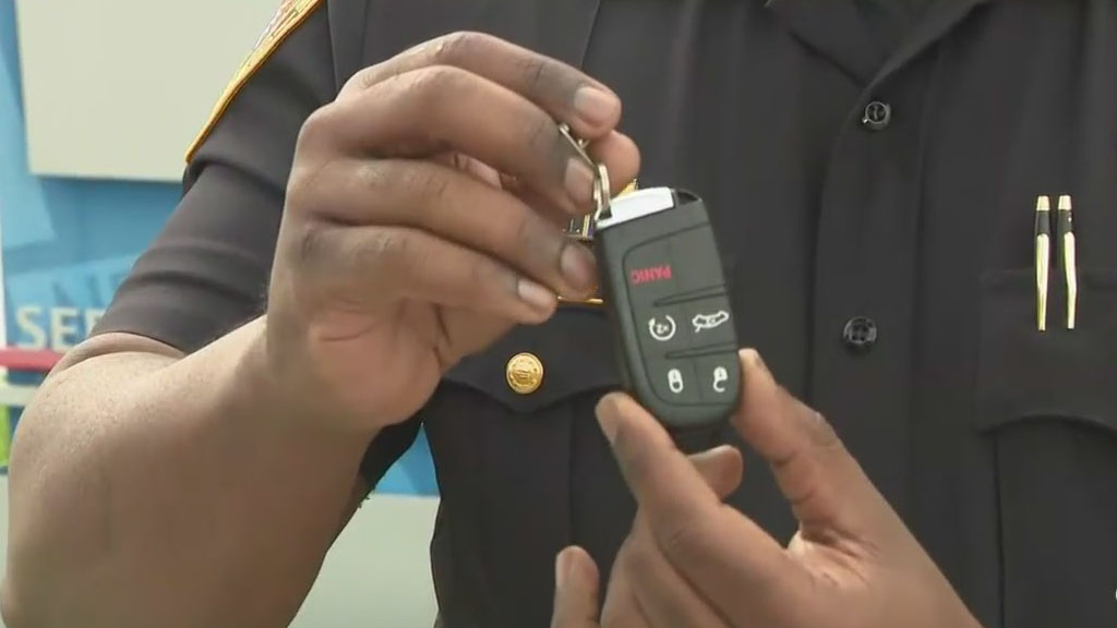 Clever Car Crooks Use Signals From Remotes, Key Fobs To Break In, Steal Vehicles